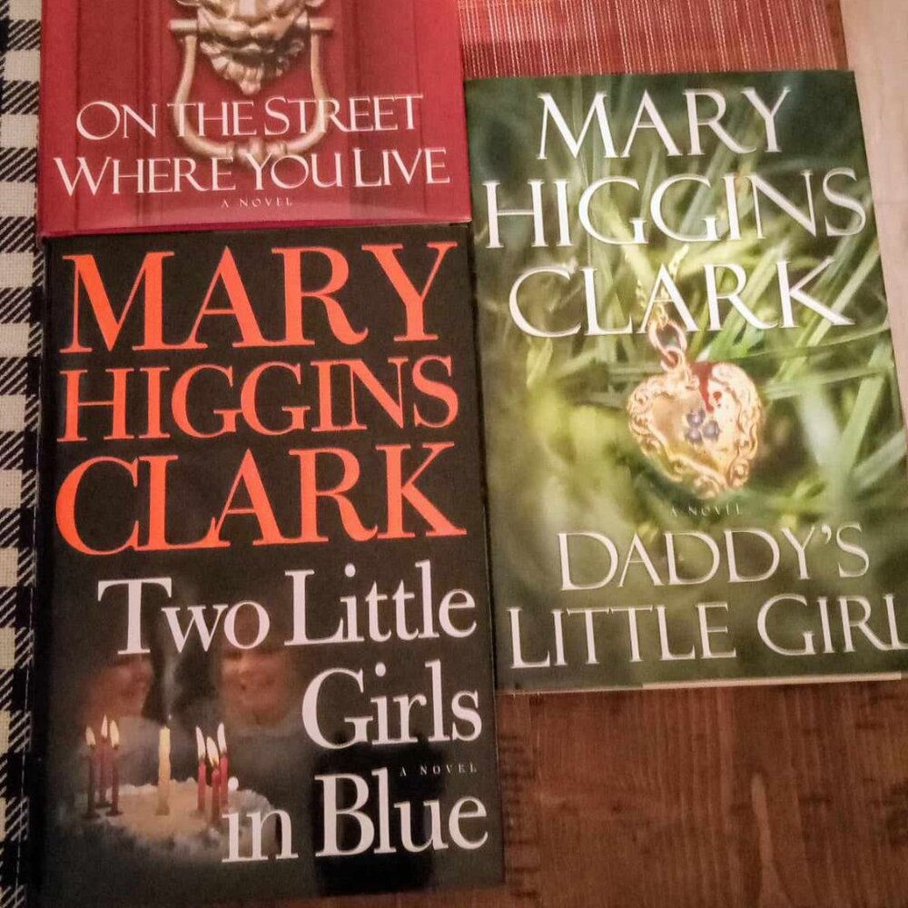 3 Mary Higgins Clark HARDBACK books